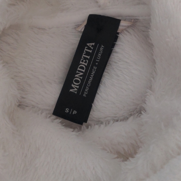 Fuzzy mondetta sweater - Picture 2 of 2